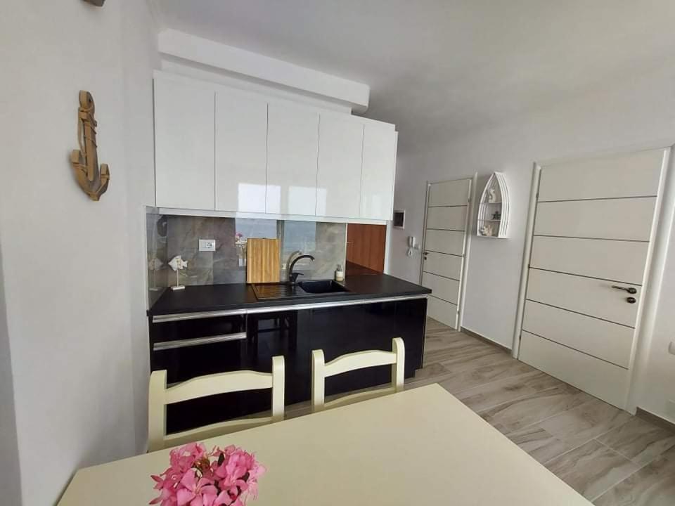 Vistula Apartment Saranda Εξωτερικό φωτογραφία